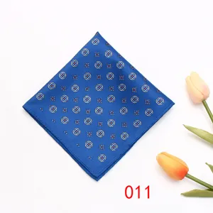 Pochette de costume homme en soie bleue mouchoir formel daffaires motif floral élégant