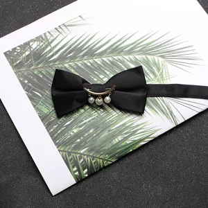 Farfalla Nera da Uomo Matrimonio Sposo Testimone Affari Strass Perla Piuma Papillon Moda Accessorio Collo