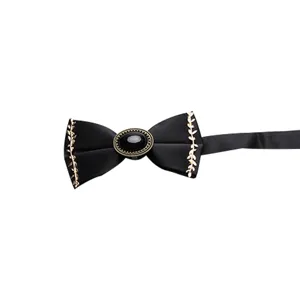 Elegante farfallino nero da uomo con centro in cristallo vintage e ricamo dorato per matrimoni.