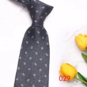 Men's classic dark grey paisley pattern necktie 8cm wide for business casual wedding wear detail