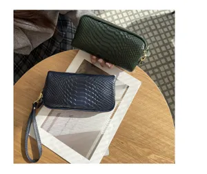 Damen echtes Leder Clutch Geldbörse große Kapazität Kroko Muster Handgelenk Tasche