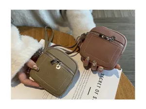 Kleine Leder-Brieftasche Set, mini Reißverschluss Münzetui und Kopfhörertasche.