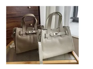 Sac cabas bandoulière en cuir classique avec verrou, élégant sac à main femme quotidien.