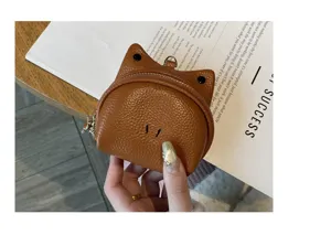 Genuine leather cat shape coin purse, cute portable mini zipper wallet with metal hook.