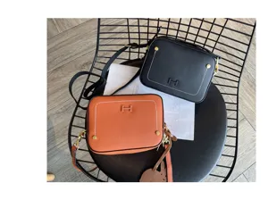 Genuine leather women camera shoulder bag stylish fashion crossbody handbag daily casual tote.