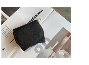 Black leather coin purse mini wallet cute cat ears design minimalist card holder compact zipper