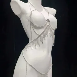 Chaîne de corps à pampilles en strass bijoux de poitrine en cristal pour fête