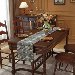 Corsia da tavolo jacquard in stile americano retrò con motivo floreale cachemire per la casa.