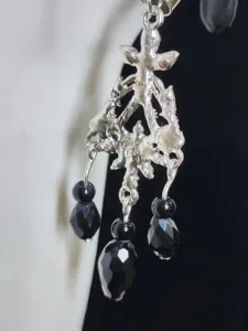 Gothic black crystal waterdrop pendant body chain jewelry piece, metal tassel gothic accessory.