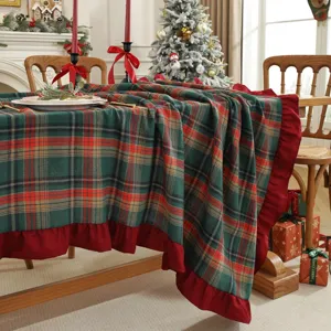 Nappe de Noël à carreaux avec des volants rouges, housse de table festive, en tissu
