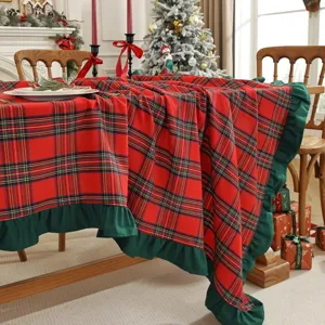 Nappe de Noël à carreaux rouge et vert bord à volants polyester coton décoration de table