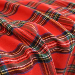 Tissu à carreaux rouge et vert classique nappe de Noël texture gros plan détail décor