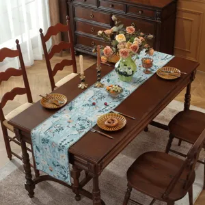 Runner da tavola jacquard retro americano con motivo floreale e bordo a conchiglia