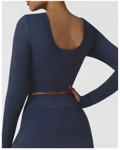 Offenes Rücken Langarm Yoga Top Detailansicht, schmale Passform dunkelblau Damen Sportbekleidung.