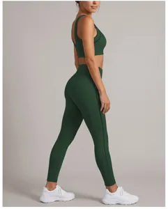 Sommer Sport Yoga Set, schlanke schnell trocknende High Impact Bustier und Fitnesshose.