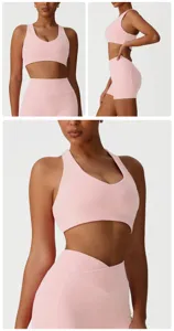 Ensemble haut de sport et gilet de yoga dos croisé rose, haut court de fitness maintien élevé.