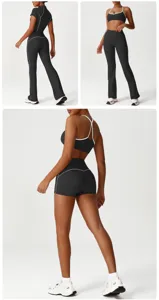 Vista dettagliata del set sportivo atletico da donna con reggiseno sportivo e leggings.