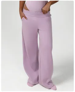 Casual loose wide-leg sweatpants with pockets for women, stylish yoga workout pants.