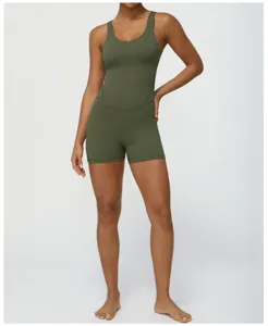Olivgrüner, ärmelloser Sport-Jumpsuit mit breiten Trägern und V-Ausschnitt für Fitness.