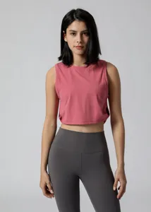 Comfortabele roze losse fitness yoga tanktop voor dames, ontworpen zonder borstkussens.
