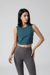 Detailweergave dames sport crop top, mouwloos teal fitness workout hemdje shirt.