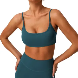 Set reggiseno sportivo e leggings a vita alta verde scuro per fitness palestra yoga.