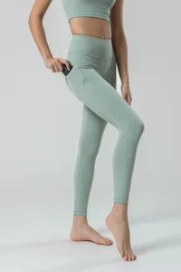 Pantalones de yoga de cintura alta con bolsillos, leggings deportivos suaves para mujeres.