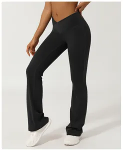 Detailansicht der hoch taillierten Kreuz-Yoga-Schlaghose, elastische Fitness-Sporthose.