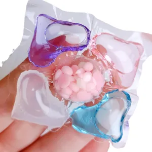 Capsules de détergent 5-en-1 avec perles de parfum, gel liquide pour nettoyage en profondeur.