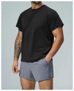 Men's quick-dry short sleeve athletic t-shirt detail, breathable fabric for outdoor training fitness.