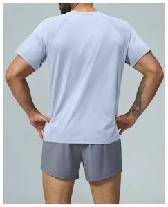 Men's breathable quick-dry short-sleeve athletic t-shirt detail view showing back fit.