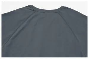 Men's quick-dry fitness athletic t-shirt collar detail, breathable fabric close-up view.