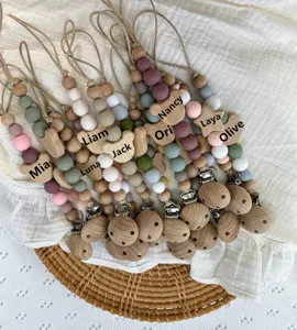 Cadena para chupete de silicona personalizada cuentas de madera mordedor de bebe