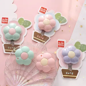 Joli cutter en forme de fleur, mini couteau portable pour colis et carnet de notes.
