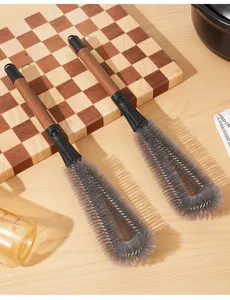 Cepillo de limpieza largo para tazas de cocina y tapas, herramienta multifuncional útil.