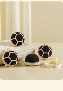 Cute turtle laundry hair remover anti-tangle sponge ball cleaning tool for clothes washing.