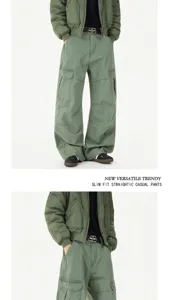 Men's loose cargo pants with multi pockets, vintage curved casual trousers for daily wear.
