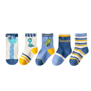 Cute dinosaur cartoon pattern children cotton mid-tube socks set, warm and soft daily wear.