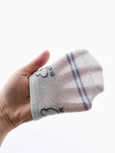 Zomer ademende mesh baby sokken, elastische katoenen middelhoge sokken voor kinderen