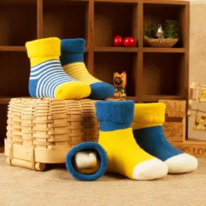 Chaussettes éponge épaisses et chaudes en coton pour bébé, jaune et bleu, nouveau-né hiver mignon.