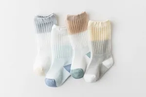 Breathable cotton baby mesh socks, cute color block infant long anti-mosquito socks.