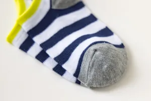 Kids striped low-cut socks detail, breathable cotton boat socks for boys and girls.