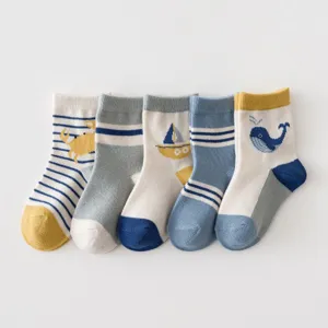 Jolies chaussettes pour enfants en coton avec imprimés de dessins animés, 5 paires.