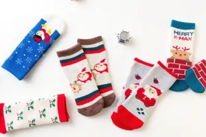 Calzini invernali caldi spessi in cotone pettinato carini di Natale per bambini