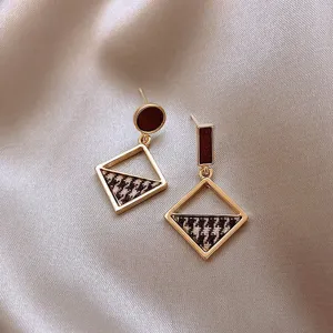 Geometric houndstooth earrings chic gold plated asymmetric drop earrings for women autumn style