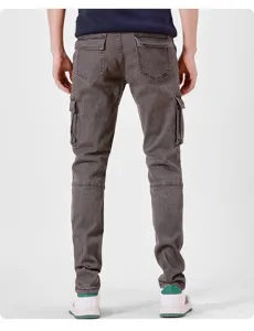Men's casual cargo jeans with multi-pockets and stretch denim fabric for daily wear.