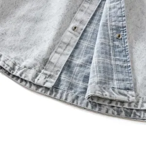 Giacca camicia in denim vintage per uomo e donna, top utility casual dalla vestibilità comoda.