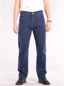 Men's dark blue stretch straight jeans detail, classic 5-pocket design, comfortable fit.