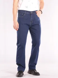 Men's plus-size stretch straight-leg denim jeans in dark blue, casual and comfortable daily fit.