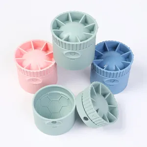 Moule à glaçons en silicone créatif avec motif de football, fabricant de glaçons alimentaire.